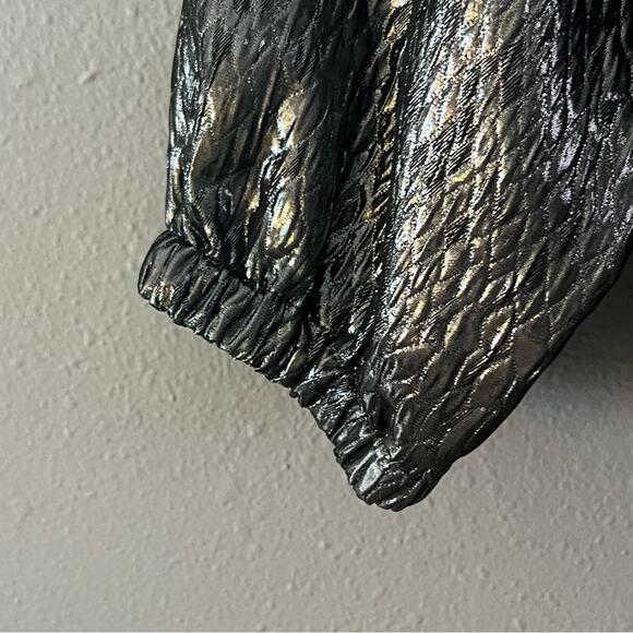 Peter Nygård Metallic Jacket - Petites Medium lightweight - Picture 4 of 7